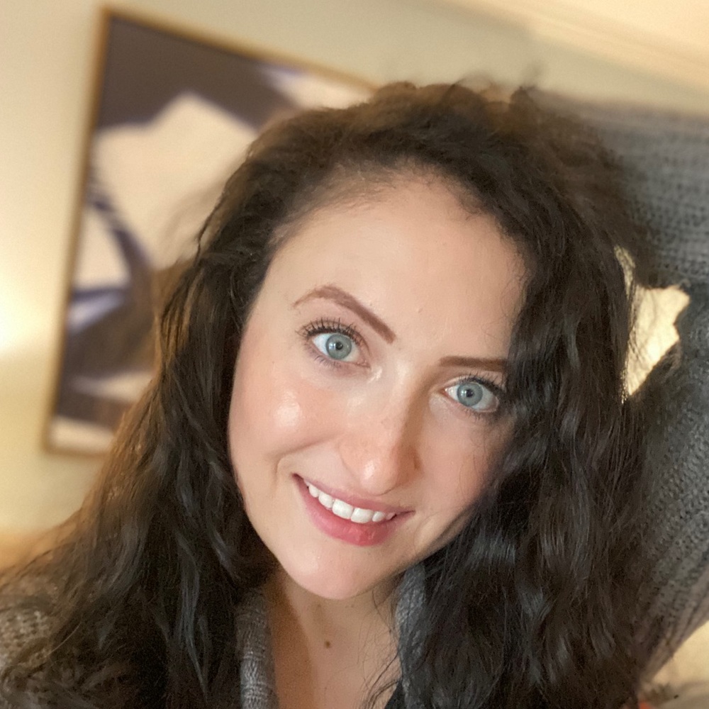 Meet your Posher, Emily